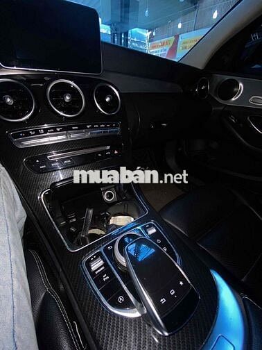 Mercedes Benz C Class 2015 C200