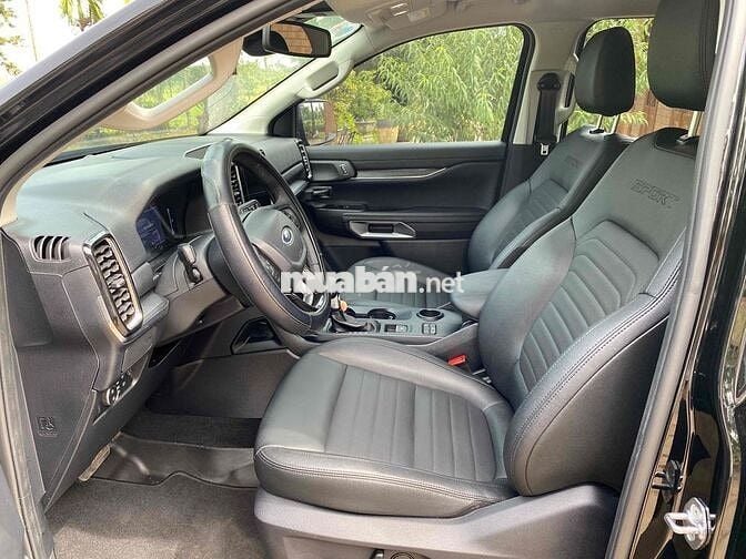 Ford Everest 2023 Sport 2.0L 4x2 AT - 30000 km