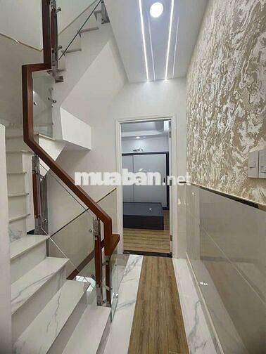 NHÀ 3 TẦNG ĐẸP — TÔ HIỆU PHƯỜNG PHÚ THẠNH   (2,7m x 12m)