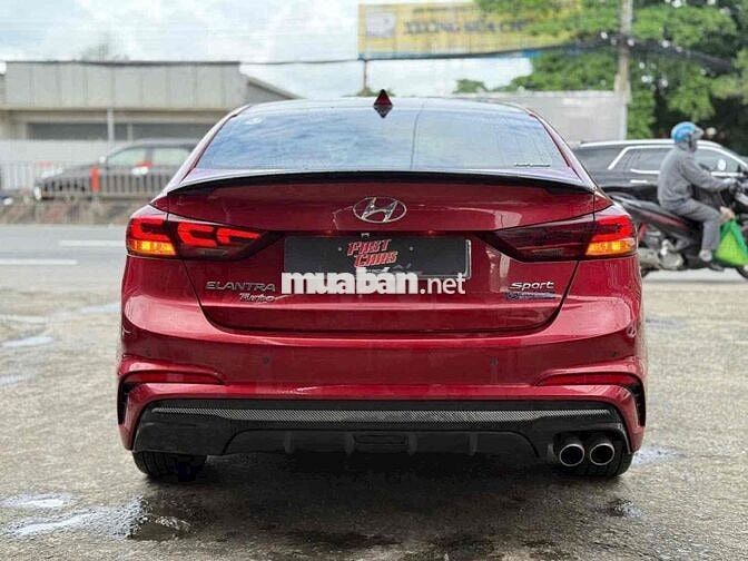 Hyundai Elantra 2019 Sport 1.6 AT - 660000 km