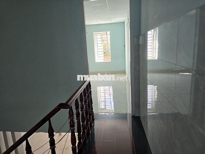 Cần cho thuê nhà nguyên căn, 3 PN, 1 PK, 1 bếp, sân phơi; 2 WC; Hẻm 5m