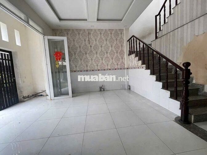 VỢ CHỒNG TÔI CẦN BÁN GẤP CĂN NHÀ MẶT TIỀN ĐƯỜNG QUỐC LỘ 13, 78m2 TPHCM
