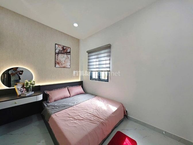 Bán nhà dt 56m2 đúc 3 tầng gần uỷ ban quận 12 giá 5 tỷ 950.