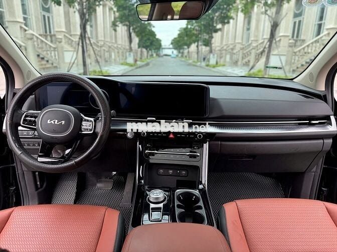 Kia Carnival 2024 2.2D Signature 7s - 3vkm 1tỷ368