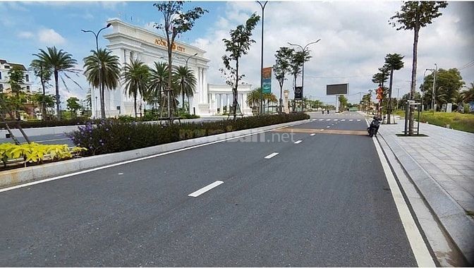 Nền đất Agora City 108m2 sổ riêng ngay trung tâm hành chính Thủ Thừa
