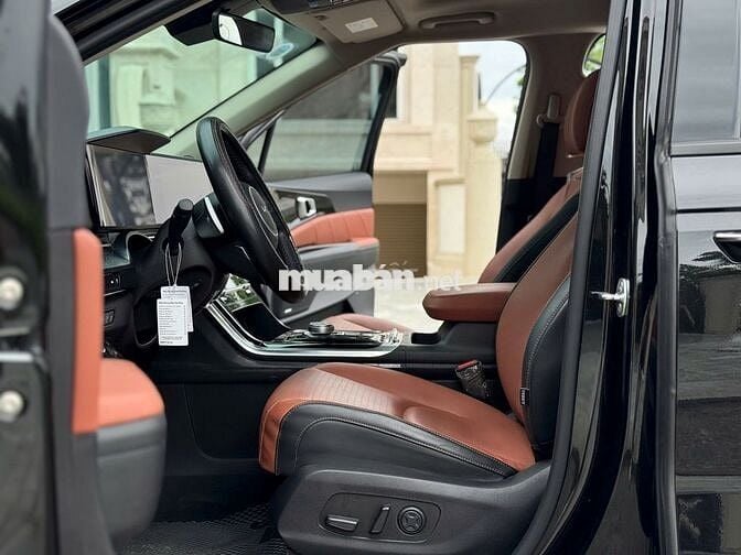 Kia Carnival 2024 2.2D Signature 7s - 3vkm 1tỷ368