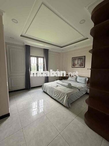 BIỆT THỰ MỚI XÂY, 80m2 NHÀ BÈ, OTO NGỦ TRONG NHÀ, DỌN VÀO Ở NGAY.
