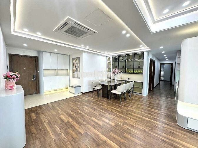 Căn hộ 3PN đẳng cấp Goldmark city - căn góc, ánh sáng- 116M2 - 10.x TỶ