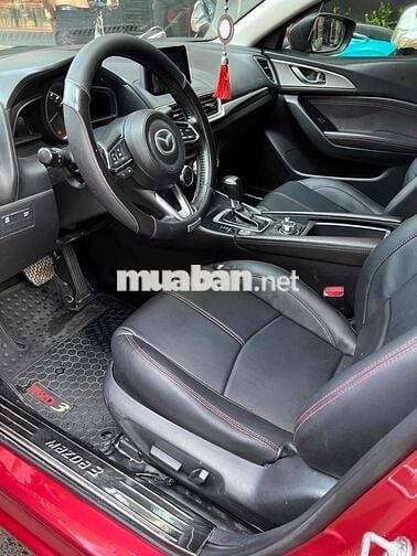 Mazda 3 2019 1.5L Luxury - 72000 km