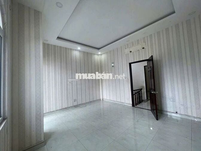 VỢ CHỒNG TÔI CẦN BÁN GẤP CĂN NHÀ MẶT TIỀN ĐƯỜNG QUỐC LỘ 13, 78m2 TPHCM