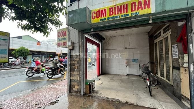 Nhà 2 mặt tiền đường lớn 30m trước bán quán ăn nay cần cho thuê lại
