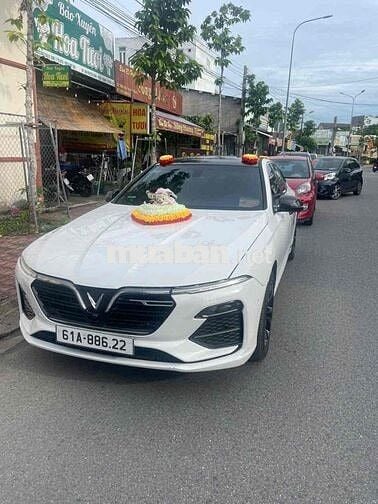 VinFast Lux A2.0 2021 Plus 2.0 AT - 76000 km
