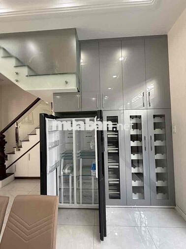 BIỆT THỰ MỚI XÂY, 80m2 NHÀ BÈ, OTO NGỦ TRONG NHÀ, DỌN VÀO Ở NGAY.