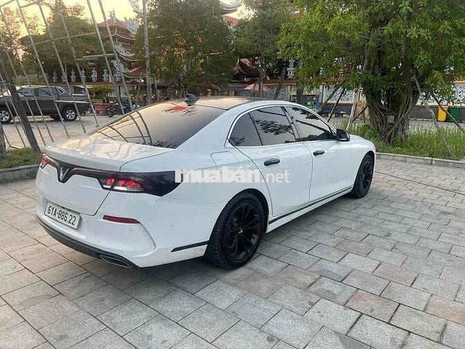 VinFast Lux A2.0 2021 Plus 2.0 AT - 76000 km