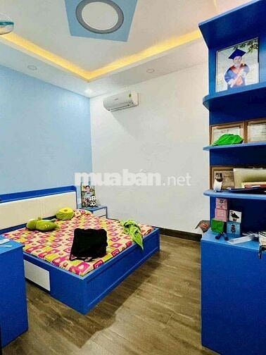 Nhà cho thuê Phú Tân 4 phòng ngủ full nội thất cao cấp