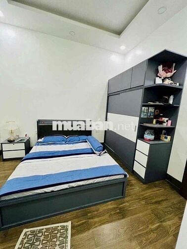 Nhà cho thuê Phú Tân 4 phòng ngủ full nội thất cao cấp