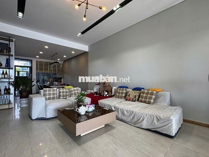 Nhà đẹp khu Nại Hiên Đông – gần cầu Thuận Phước 4PN khép kín hiện đại