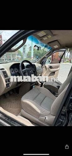 Ford Escape 2004 2.0L 4x4 MT - 105000 km