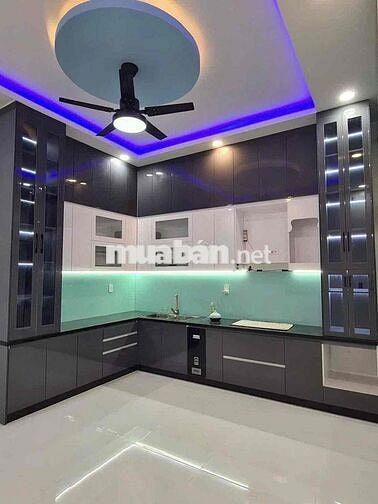 Nhà cho thuê Phú Tân 4 phòng ngủ full nội thất cao cấp