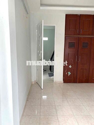 Nhà Góc 2 MT Bàu Bàng, Tân Bình (Ngang 6m, 3 lầu 5PN,5WC CHDV)