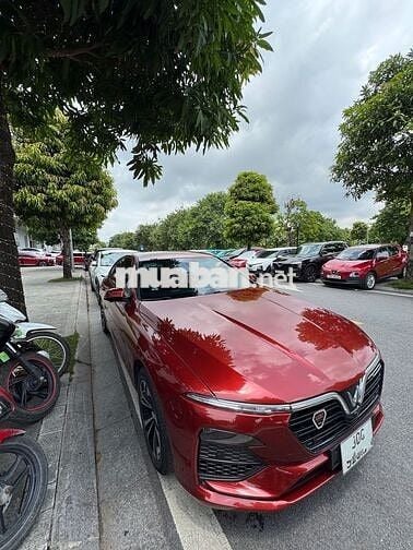 VinFast Lux A2.0 2021 2.0 AT - 36800 km