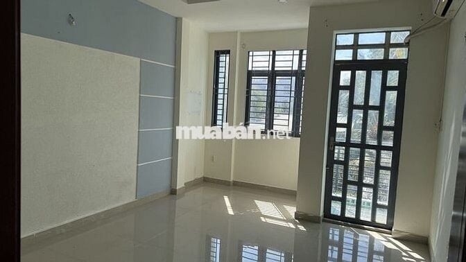Cho thuê nhà hẻm xe tải 64m2 - 4 PN