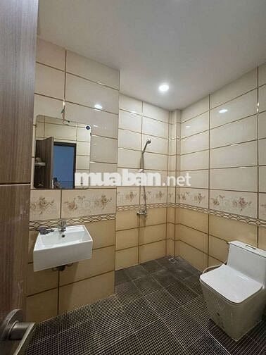 TOÀ NHÀ 6 LẦU (7,1 x 15,5m²) MT NGUYỄN VĂN ĐẬU, BÌNH THẠNH cũ
