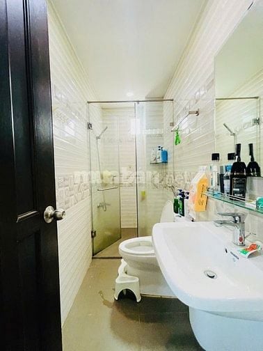 NHÀ 5 TẦNG 5PN SANG XỊN CÁCH MT 20 MÉT