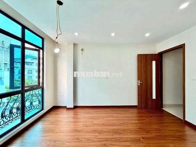 Mặt phố Thanh Xuân, 34m2, mt 3.4m, lô góc, vỉa hè ô tô tránh, 12.3 tỷ