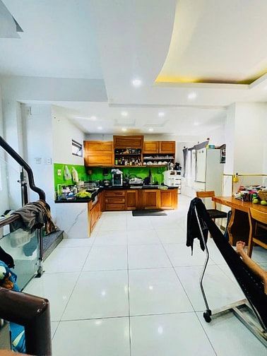 NHÀ 5 TẦNG 5PN SANG XỊN CÁCH MT 20 MÉT