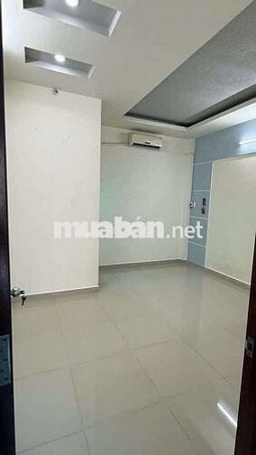 NHÀ KDC HỒNG LONG 1TRỆT 2LẦU 4X16M 4PN 3WC SẴN MÁY LẠNH, GẦN QL13