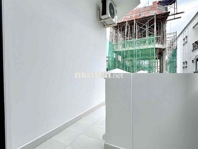 CĂN HỘ 1 PN BANCOL SIÊU ĐẸP NGAY QUẬN 1 GẦN CHỢ BẾN THÀNH