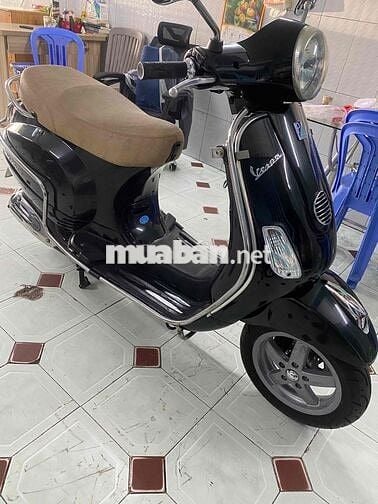 xe vespa đen đầu nồi zin