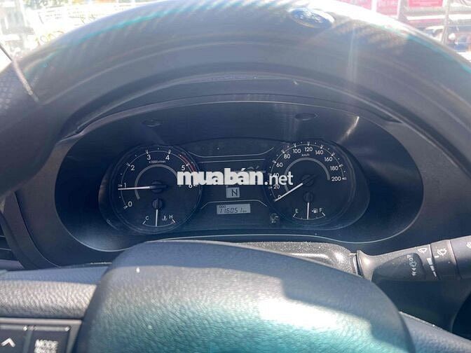 Toyota Hilux 2018 2.4E 4x2 AT - 110000 km ngay chu