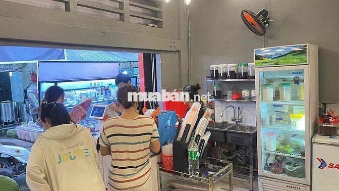 Sang Nhượng Mặt Bằng Bán Trà Sữa