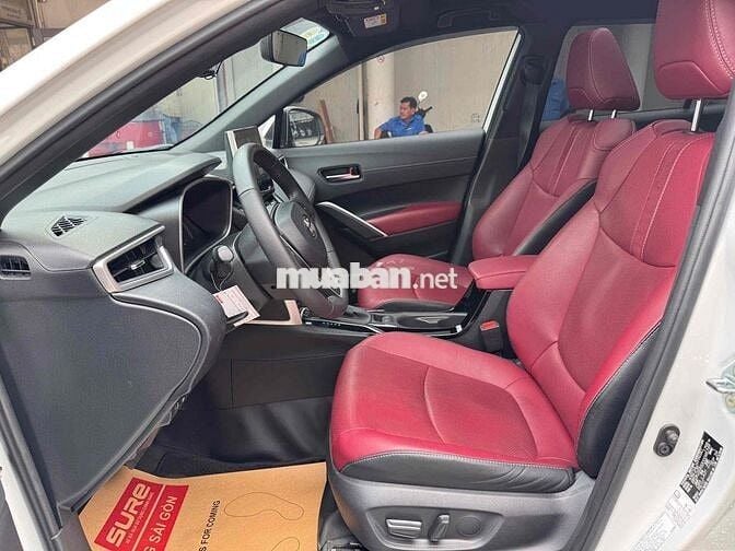 Toyota Corolla Cross 2024 1.8HEV - 8181 km