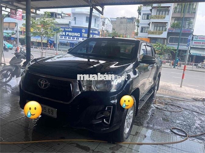 Toyota Hilux 2018 2.4E 4x2 AT - 110000 km ngay chu