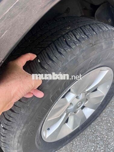 Toyota Hilux 2018 2.4E 4x2 AT - 110000 km ngay chu