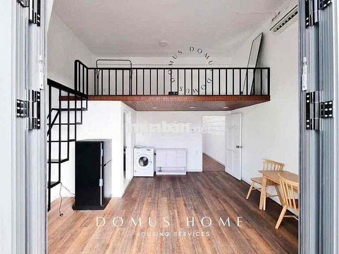 Duplex ban công rộng rãi gần cầu Khánh Hội Full rộng rãi sạch sẽ
