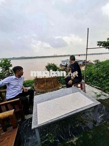 VỊ TRÍ ĐẸP, LÔ GÓC, NGÕ THÔNG,40m RA MẶT ĐƯỜNG