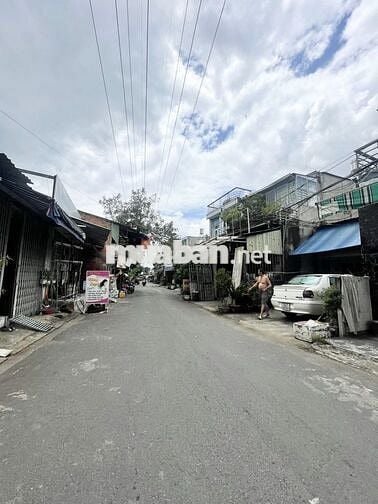 GÓC 2 MẶT TIỀN KINH DOANH - XE BUS NGỦ TRONG NHÀ - NGAY ĐƯỜNG GÒ XOÀI