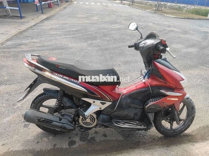 E k đi làm nữa . bán lại cho ae nào cần.Air Blade
