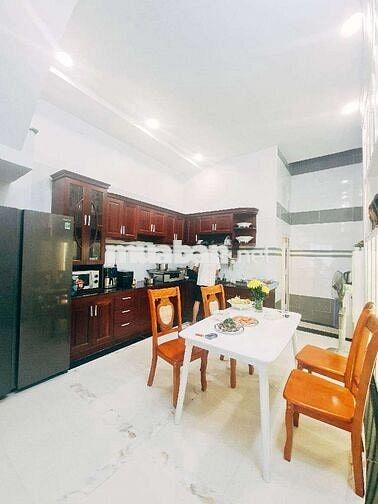 BÁN NHÀ TÂN PHÚ, 4X18, 4 TẦNG, ĐƯỜNG 8M, LÊ TRỌNG TẤN, GIÁ 8,9 TỶ