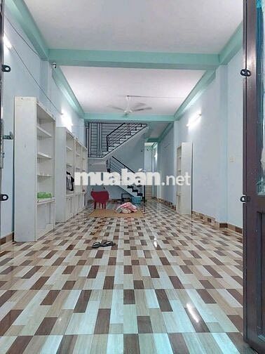 Nhà rộng đẹp 4x22m lầu 3pn 2wc hẻm 4m. Gần công viên Làng Hoa