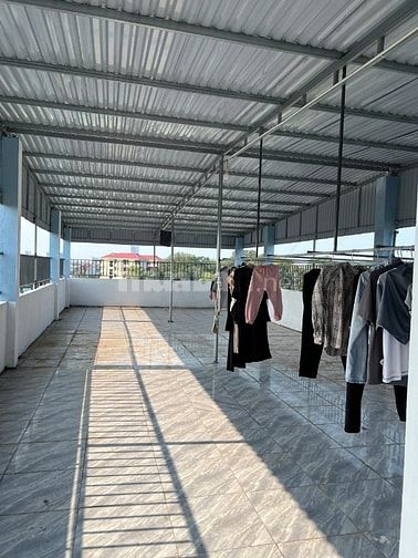 Bán hoặc cho thuê nhà 4 tầng ngõ 93 đường Nguyễn Viết Xuân