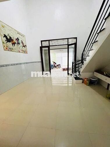Cần bán gấp căn nhà cấp 4 ở Đ. Lê Thị Lơ, Tân Hiệp 100m2 SHR giá 990tr