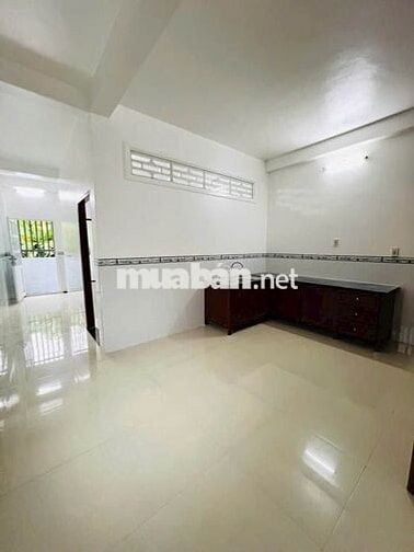 Cần bán gấp căn nhà cấp 4 ở Đ. Lê Thị Lơ, Tân Hiệp 100m2 SHR giá 990tr