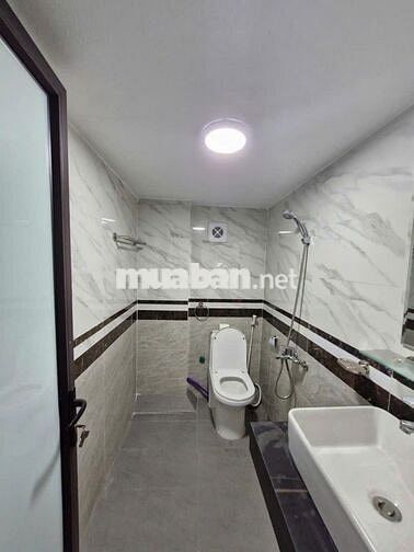 Nhà đẹp, ở ngay, Phố Xốm – Hà Đông, Sát Phố, ô tô đỗ cổng, 5T*34 mét