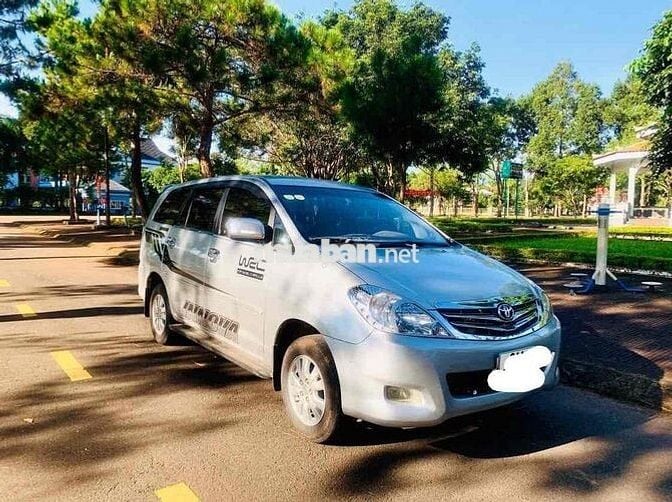 Toyota Innova 2010 G - 175 km