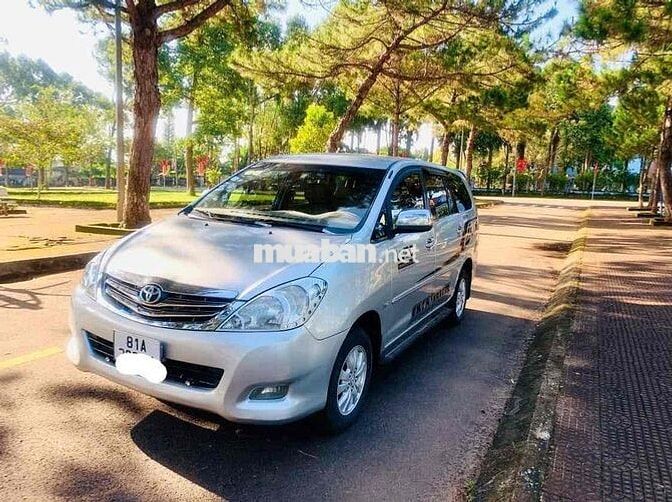 Toyota Innova 2010 G - 175 km